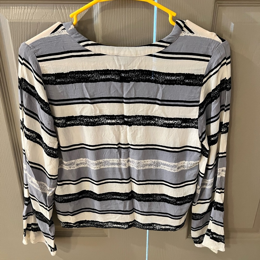 Topshop striped cutout sleeve size 2